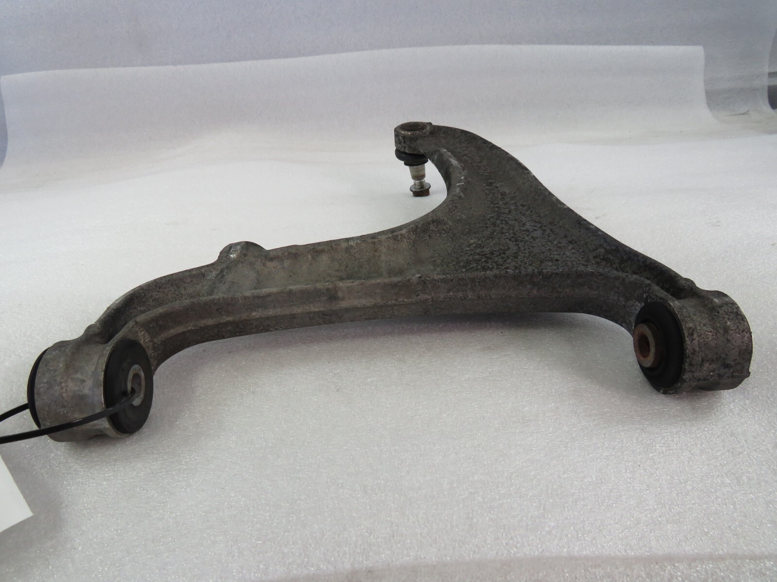 Maserati Granturismo, RH, Right, Rear Lower Control Arm, Used