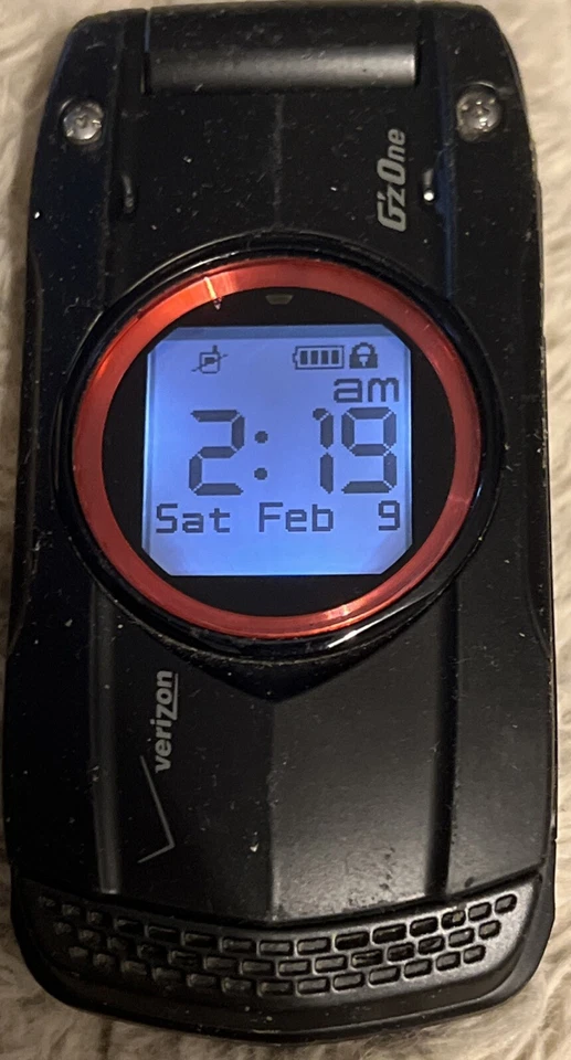 Casio G'zOne Ravine C751 Black Flip Phone (Verizon) - Image 4 of 4