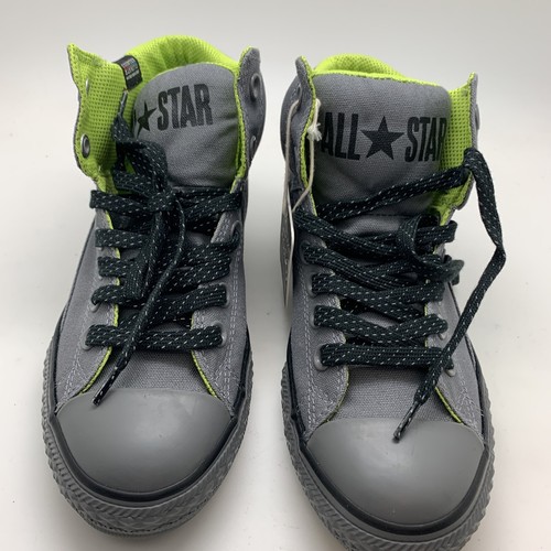 black converse junior size 4