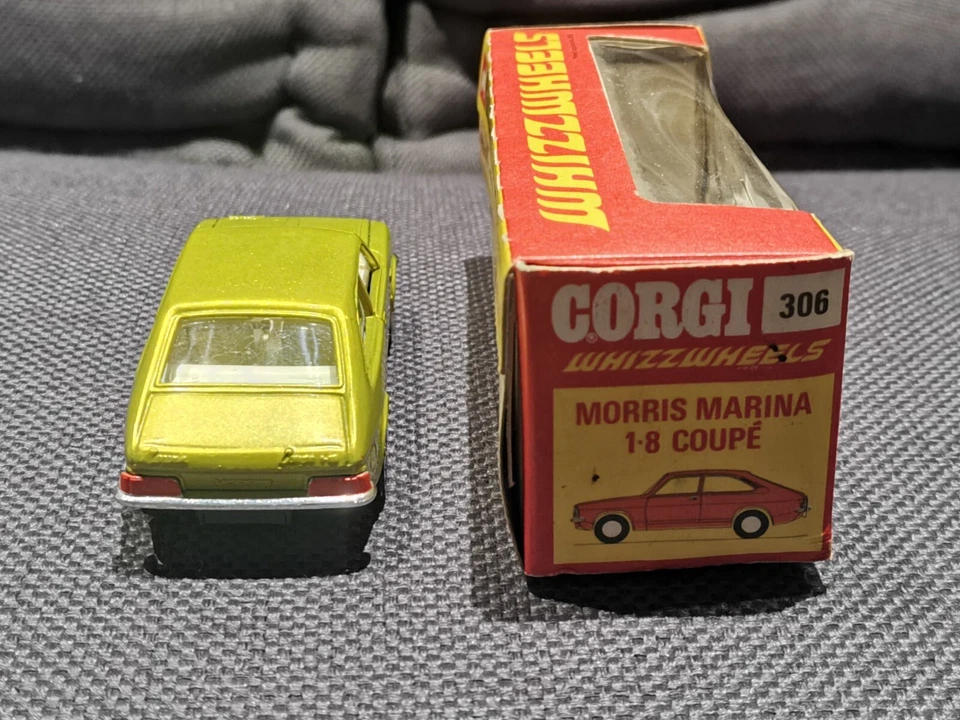 Corgi Toys Morris Marina 306 - Immagine 3 di 4