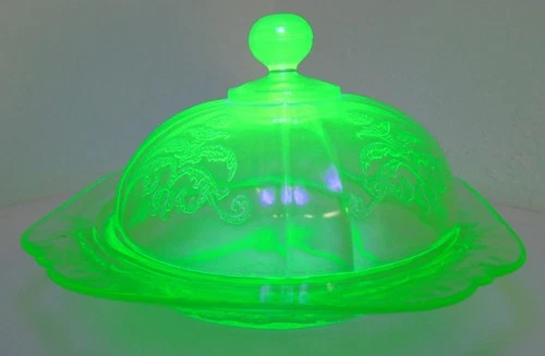 Vintage Federal Uranium Glass Madrid Pattern Covered Butter Cheese Dish Dome Lid