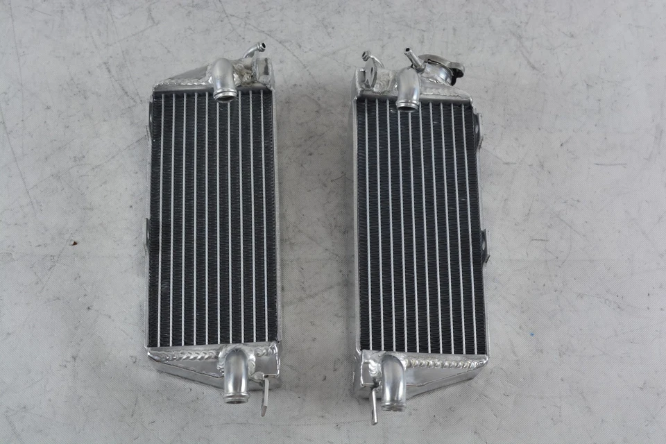 Radiador de aluminio 85 86 para Husqvarna/Husky AE/CR/WR/XC 400/430/500 1984-1987 Foto 3 de 4