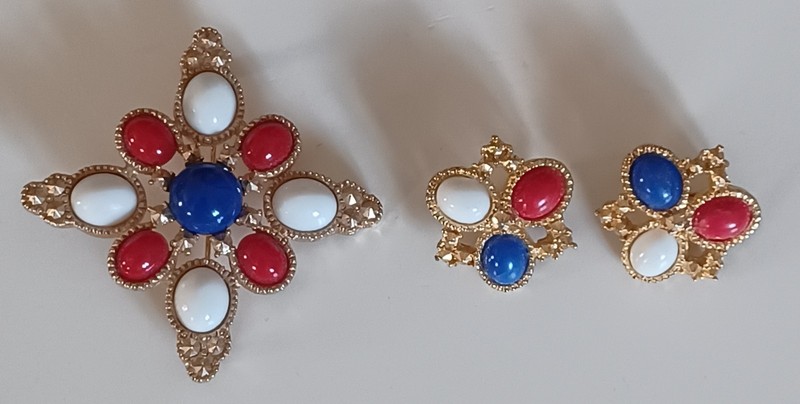 Vintage Sarah Coventry Red/White/Blue Maltese Cross Brooch/Pin & Earrings Set 