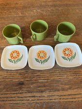 Vintage Toy Child  s Plastic Tea Set Irwin Green And Gold