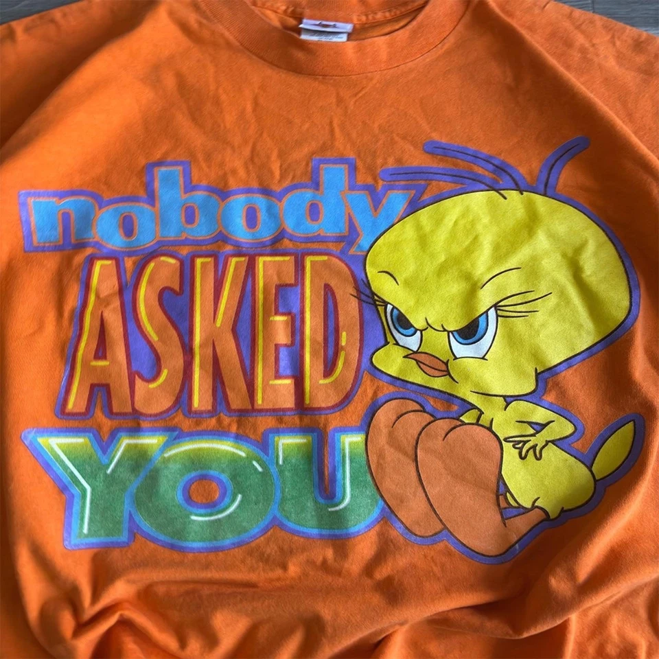 Camiseta naranja para mujer Looney Tunes Foto 2 de 4