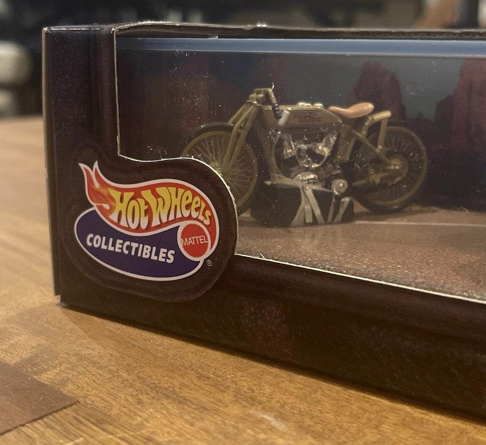 Hot Wheels Mattel Rumble Rd Harley Davidson Motorcycle Set of 4 (S3) - NIB - ‘99 - Image 2 of 4
