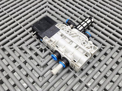 Festo 537481 Solenoid Valve VUVB-L-M42-AZD-Q8-1C1