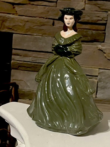 Vintage 1950s Lady Green Dress Lady Figurine Blanche Stewart 8 inch tall - 第 1/10 張圖片