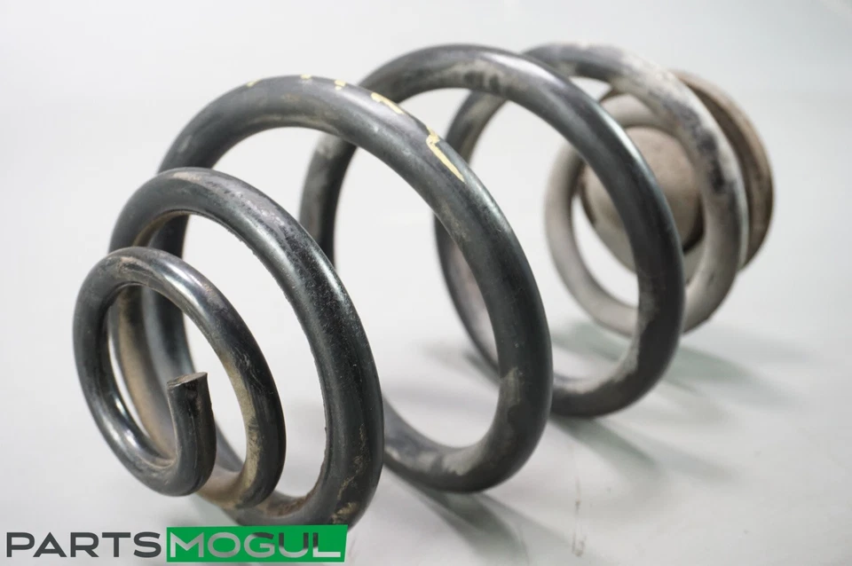 2010 BMW Z4 E89 30I REAR SUSPENSION RIGHT & LEFT SIDE COIL SPRINGS OEM - Image 2 of 4