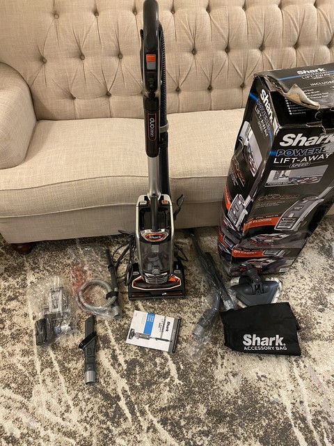 Shark APEX DuoClean with Zero-M Self 