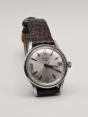 Vintage 60's Wyler Incaflex Men's 32mm Watch~ Running Good  !!