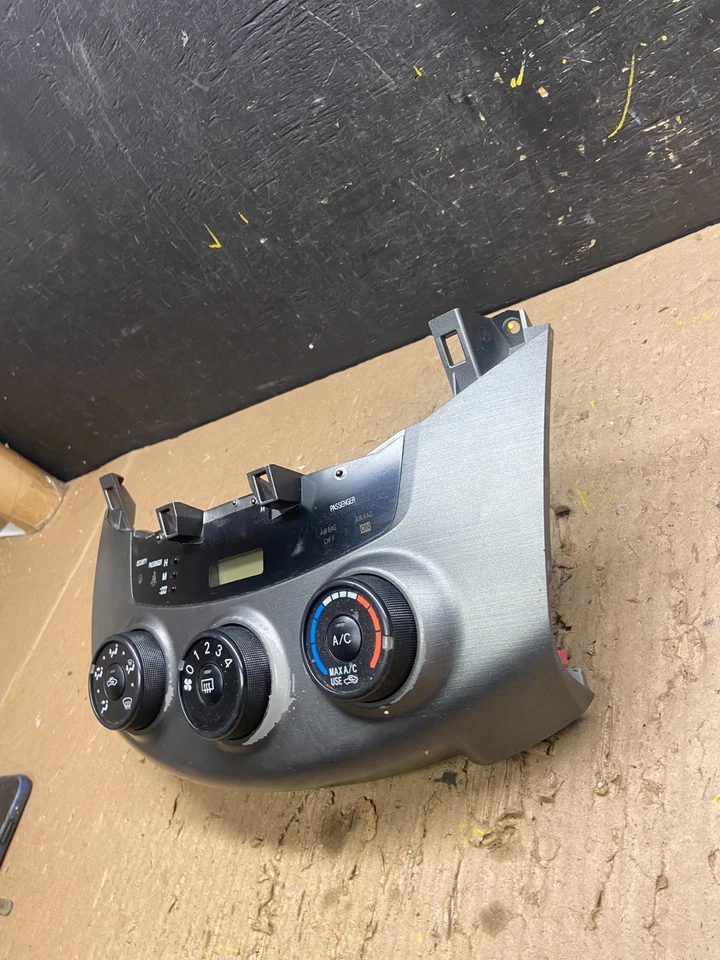 Interruptor de unidad de control climático de calefacción de aire acondicionado Toyota RAV4 2006-2012 T8862 DG Foto 3 de 4