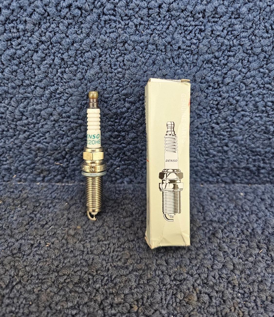 22401-ED71B Spark Plug Fits 2009-2011 Nissan Versa 1.6, S, SL