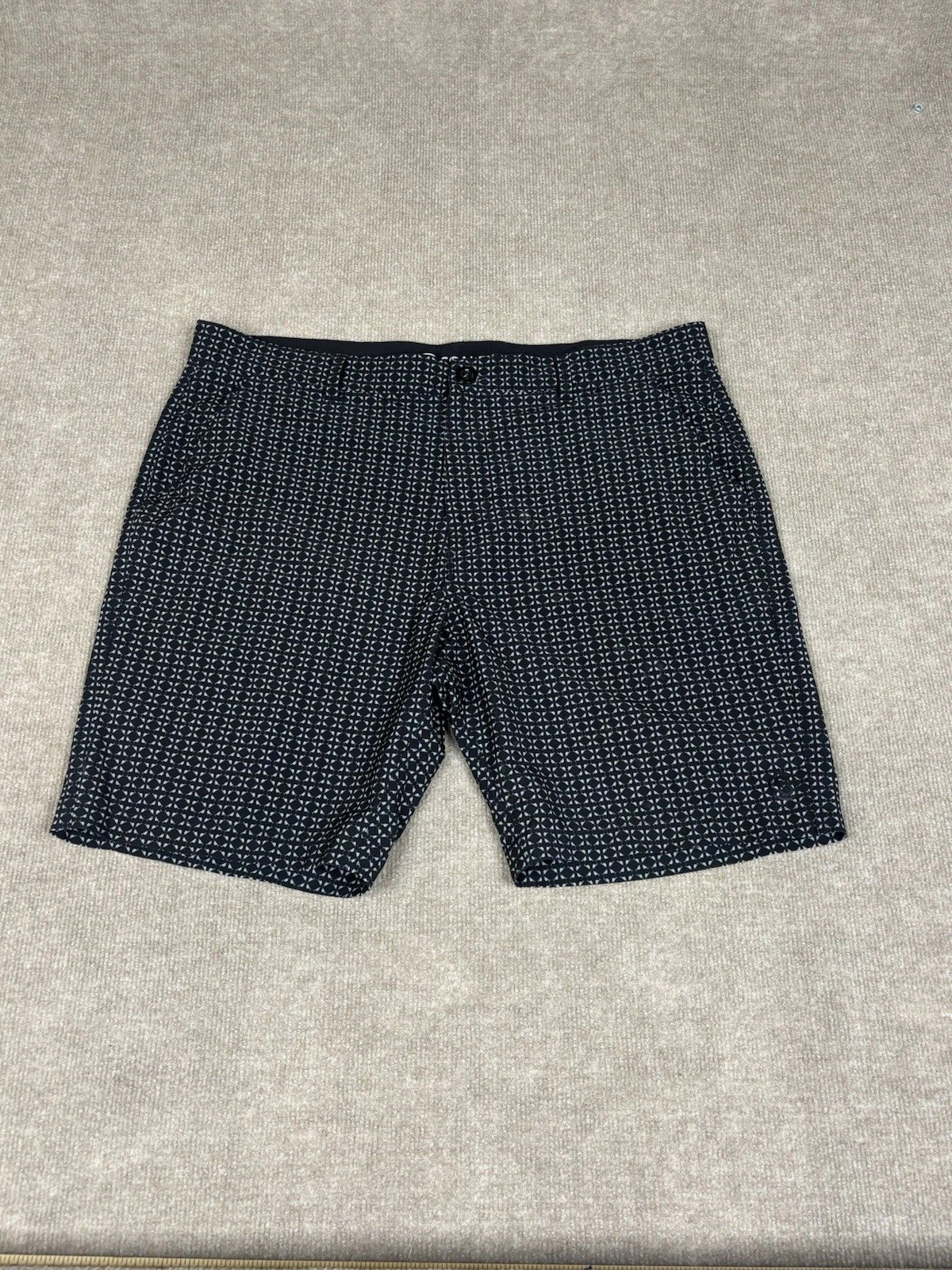 Scales Gear All Tides Walkshorts Mens 38 Black Chino Performance Shorts
