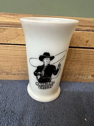 Vintage  1950's Hopalong Cassidy Breakfast Milk Glass “HOPPY “ Tumbler Cup ! “