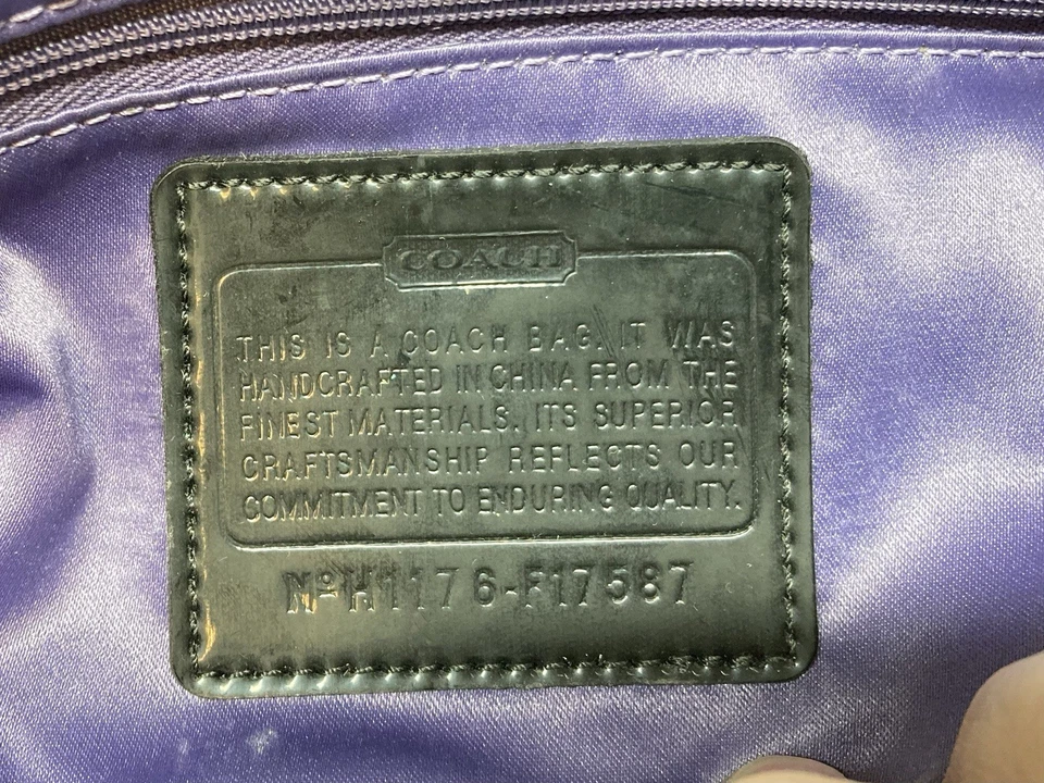 Early Coach Daisy Pop Optic Tote Bag H1176-F17587 Very Nice Condition - Image 3 of 4