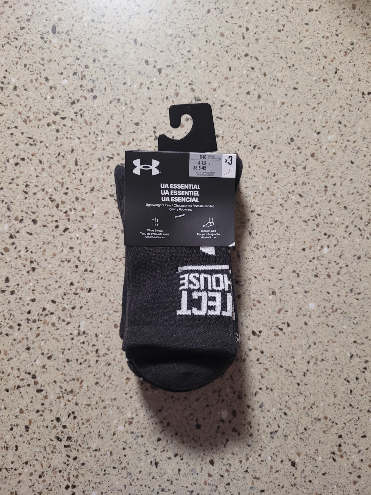 Under Armour 3 Pair Womens 6-10 UA Essential "Protect This House" Crew Socks