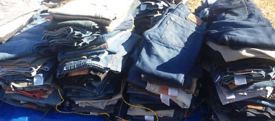 25 Pairs of Men's Blue Jeans/Work Pants Bulk Sale Many Brands Mixed Lots & Sizes