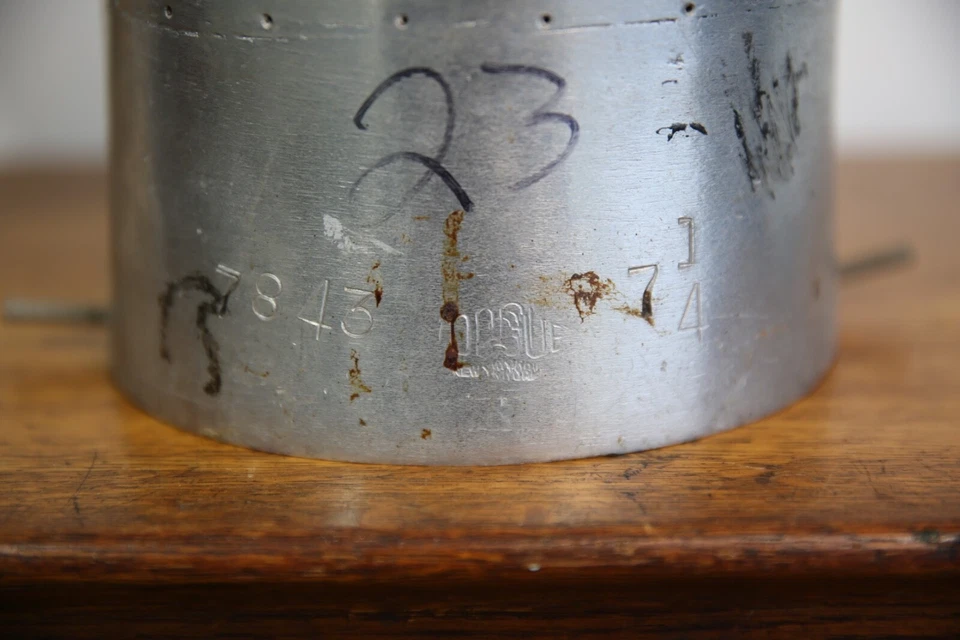 Vintage Hat Stretcher Hand Crank Millinery head Aluminum industrial mold 7 1/4 - Image 3 of 4