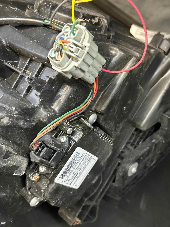 Fits 2011-12 NISSAN LEAF Left Headlamp OEM:260603NA1A - Image 4 of 4