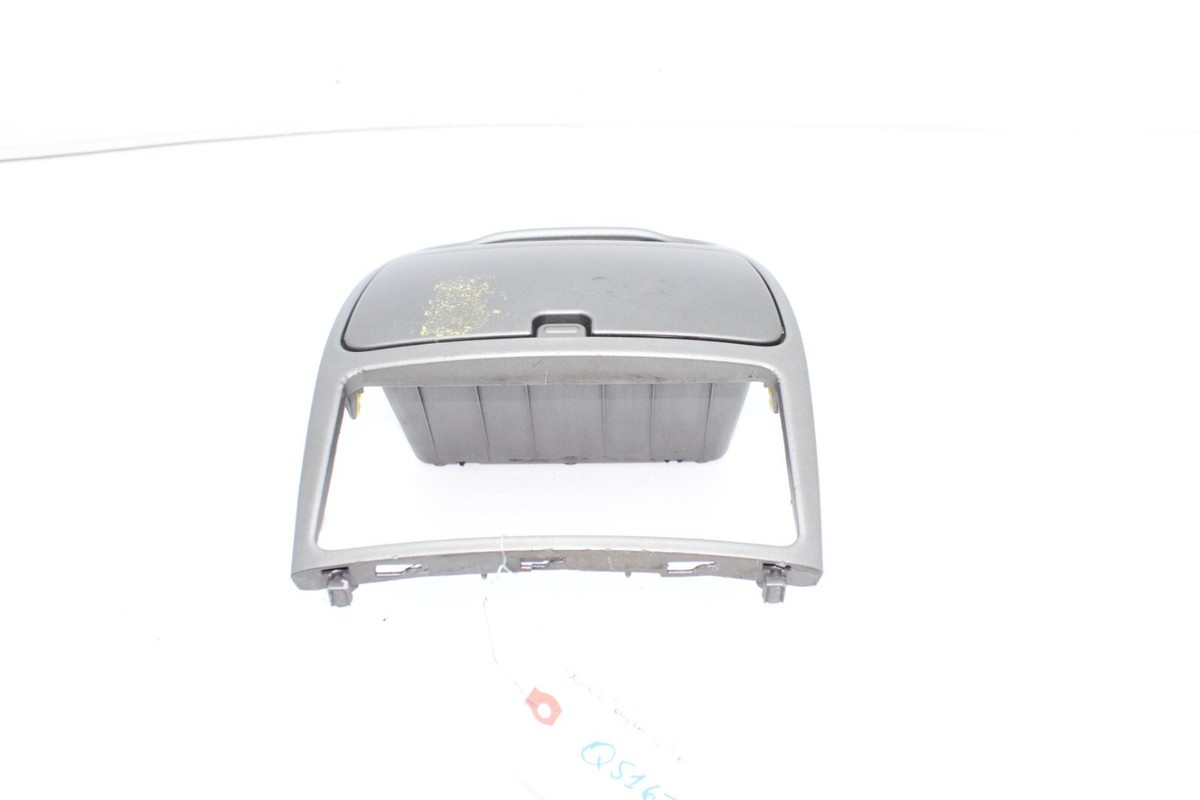 00-02 TOYOTA CELICA CENTER CONSOLE RADIO BEZEL TRIM & STORAGE