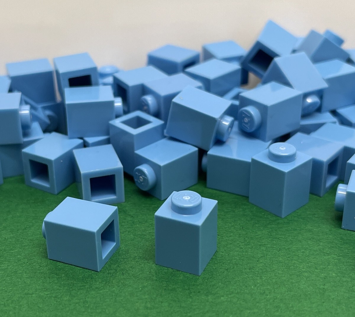 LEGO Brick x 1, Medium Blue, 3005, 30071, 35382 40