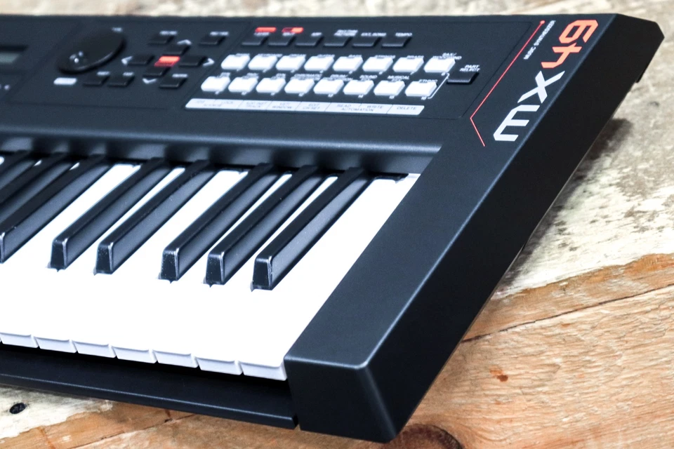 Yamaha MX49 BK Music Synthesizer 49-Key Lightweight Digital Keyboard Synthesizer - Image 3 of 4