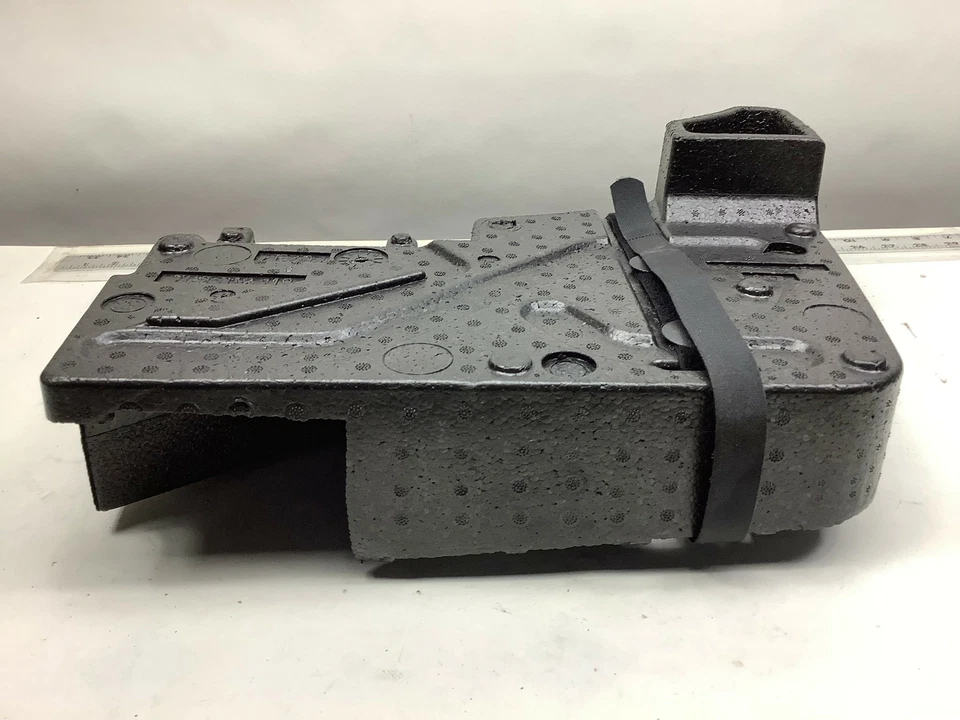 Volkswagen Touareg 2005 7L maletero trasero repuesto portador de emergencia espuma negro OEM+ Foto 4 de 4