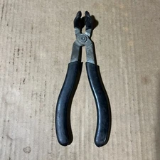 K-D Tools Insulated Spark Plug Boot Pliers No. 135 Made in USA Vintage