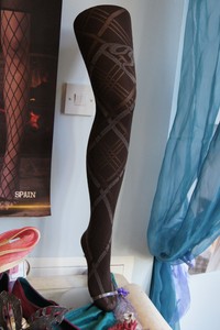 cream patterned tights