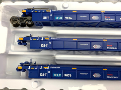 HO Scale Atlas 20006618 Thrall 53' Articulated Well Car BNSF (SFLC) #9076