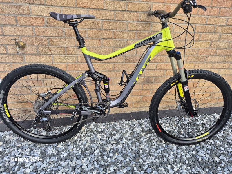Giant Reign 29in Full Suspension Mountain Bike M Green/Grey Hydraulic Disc