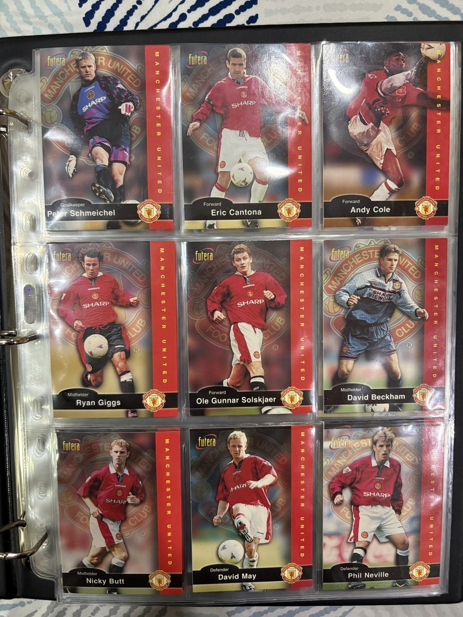 MANCHESTER UNITED FUTERA 1997 card stock WITH 100 Cards Full set 