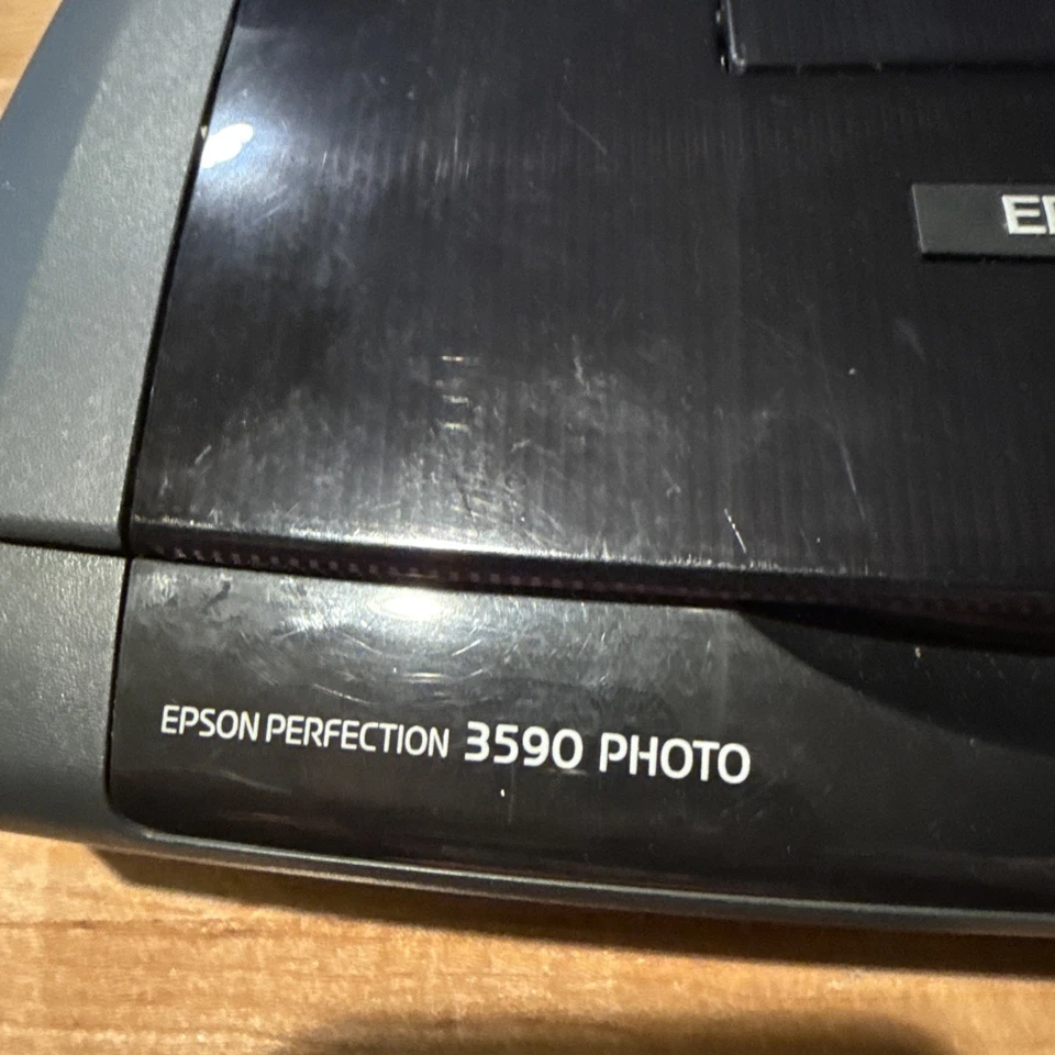 Epson Perfection 3590 Color Photo Scanner 35mm Auto Film Loader Untested No Cord - Image 2 of 4