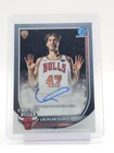 LACHLAN OLBRICH 2025-26 BOWMAN CHROME ROOKIE AUTO BASE #BCA-LO BULLS Q7302