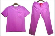 FIGS Men  s Set Leon Medium Top and Cairo Medium/Short Bottoms in Pink Cloud