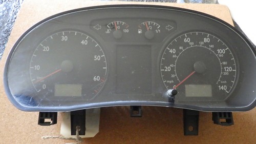 Tacho, Kombiinstrument zählt in Meilen GB Tacho, VW Polo 9N Teile Nr. 6Q0920900H