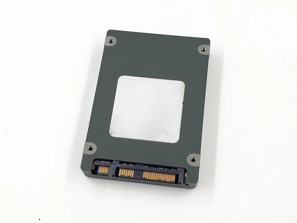 CISCO LIGHTNING Enterprise Grade 2.5" 400GB SAS SSD  SDLTODKM-400G-5CC4 - Image 2 of 3