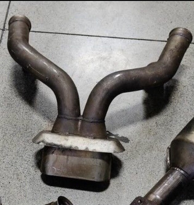 Lamborghini Murcielago LP640 Rear Tail Pipe Exhaust Terminal 