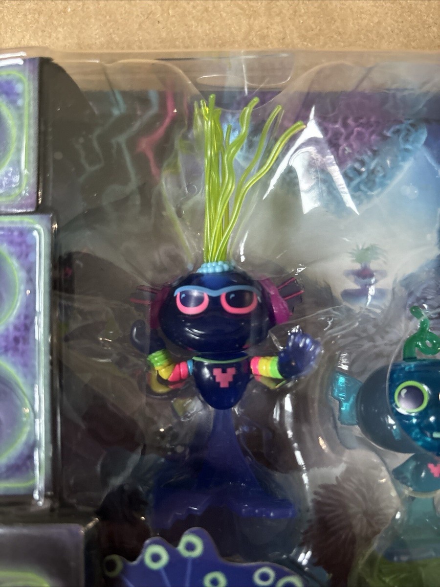 DREAMWORKS Trolls World Tour Techno Reef Bobble met twee figuren: een