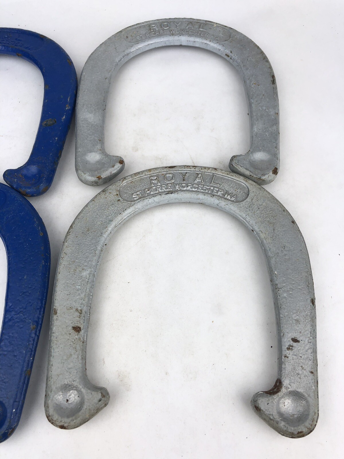 Vintage SET OF 4 ROYAL ST PIERRE Pitching Horseshoes WORCESTER MA Blue