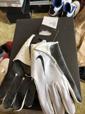 Adult Nike Vapor Jet Football Gloves Sticky Black and White DX4506