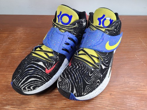 Nike KD 14 Pop Art Sneakers Taglia 9 Scarpe da Basket Allenatore Atletico CW3935-004 - Foto 2 di 10