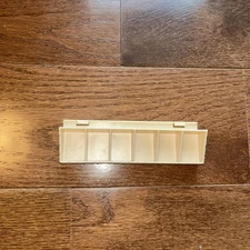 1982 Barbie Dream Cottage Replacement Flower Box House Parts Piece Mattel