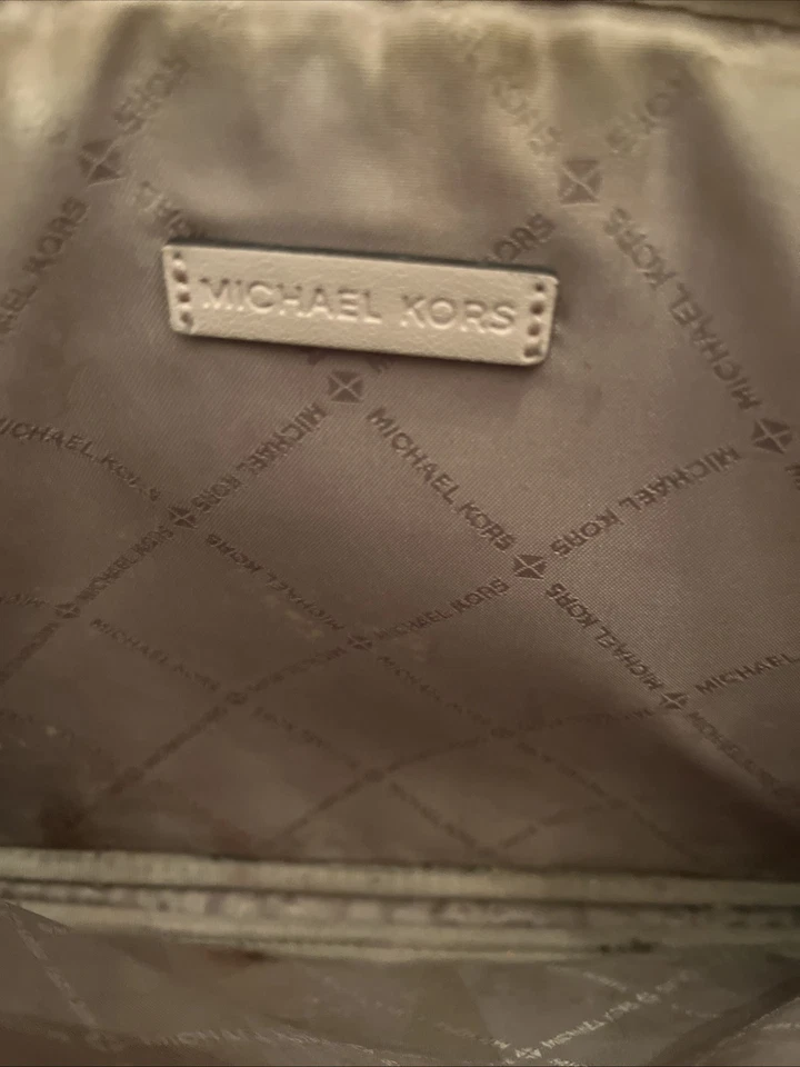 MICHAEL KORS IPAD CASE MK ROSE GOLD WHITE PINK - Image 3 of 3