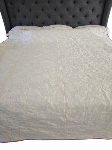 Vintage Bow Tie Quilt Handmade Pink and Green 77"x82" - Picture 5 of 8