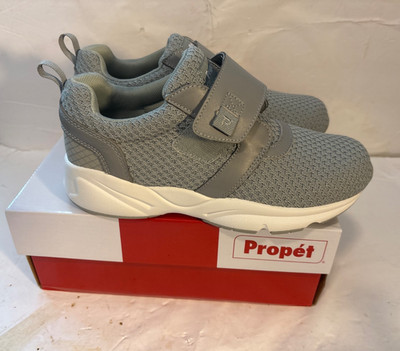 Propet Stability X Strap Walking Sneaker Women Size 7.   Light Gray WAA033M