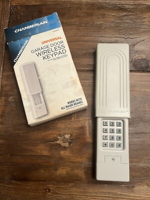 Universal Garage Door Wireless Keypad | NEW but Open Box | Chamberlain KLIK2U-P2