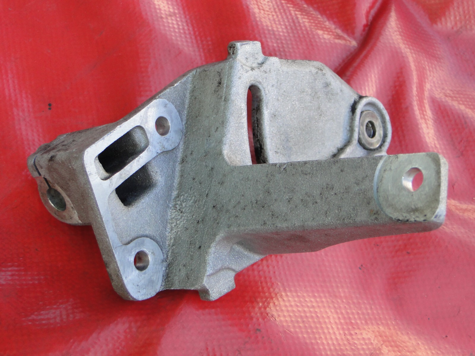 Maserati Biturbo 2.5 V6 AM453 Timing Belt Tensioner p/s Pump Bracket 311020355
