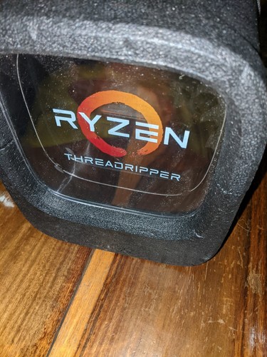 AMD RYZEN THREADRIPPER 1900X, 8 CORE 16 THREADS "Packaging and Stickers Only"!!! - Picture 1 of 5